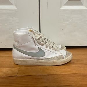 Nike blazer with light blue Swoosh